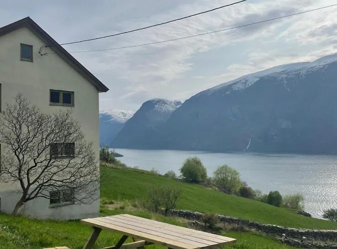 Stegastein Apartman *